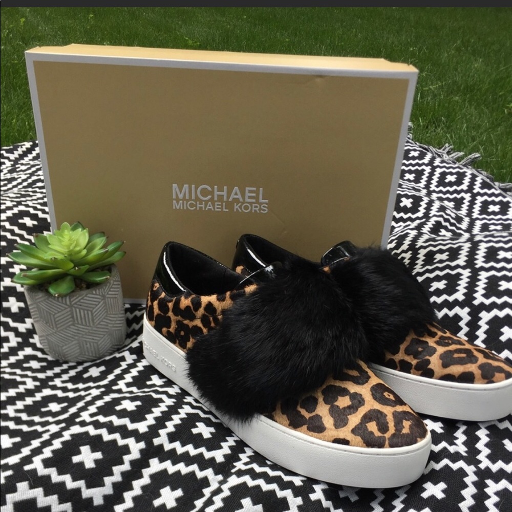 Michael Kors leopard pattern perfect condition